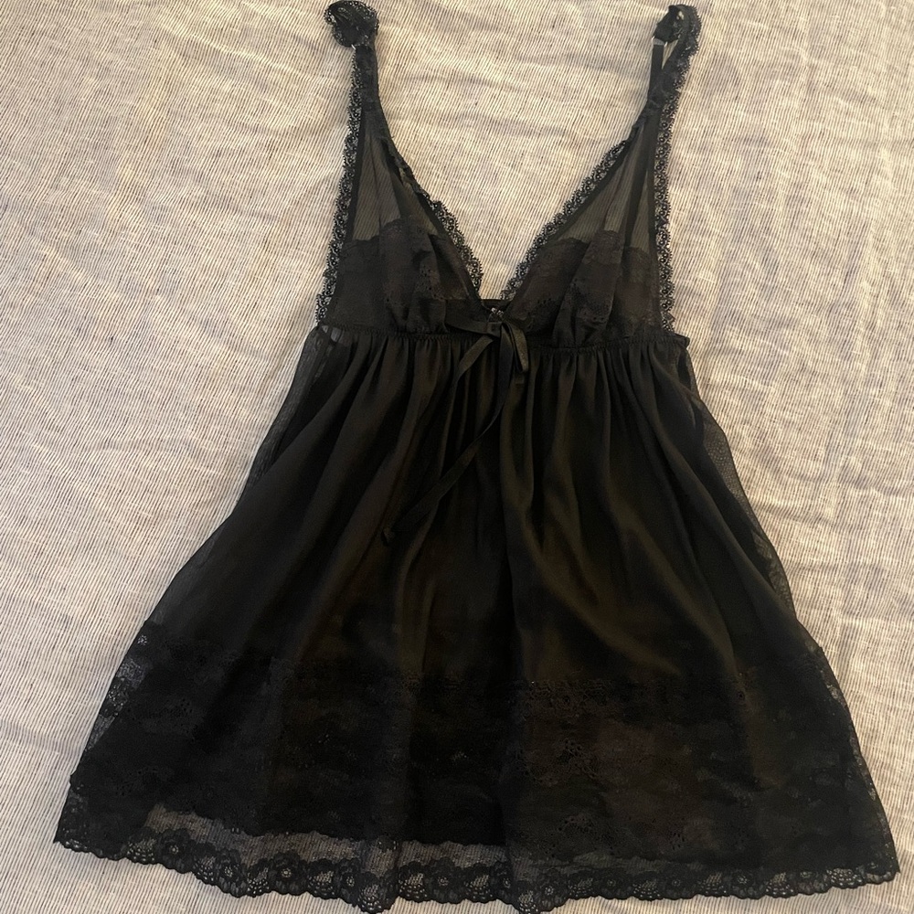 Victoria secret slip dress (brand new like)